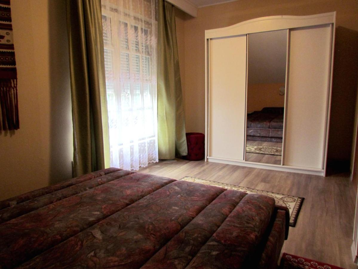 Hotel Leander Vendeghaz Gyenesdiás Exteriér fotografie
