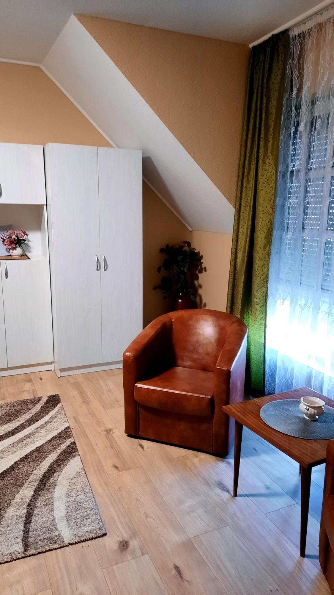 Hotel Leander Vendeghaz Gyenesdiás Exteriér fotografie